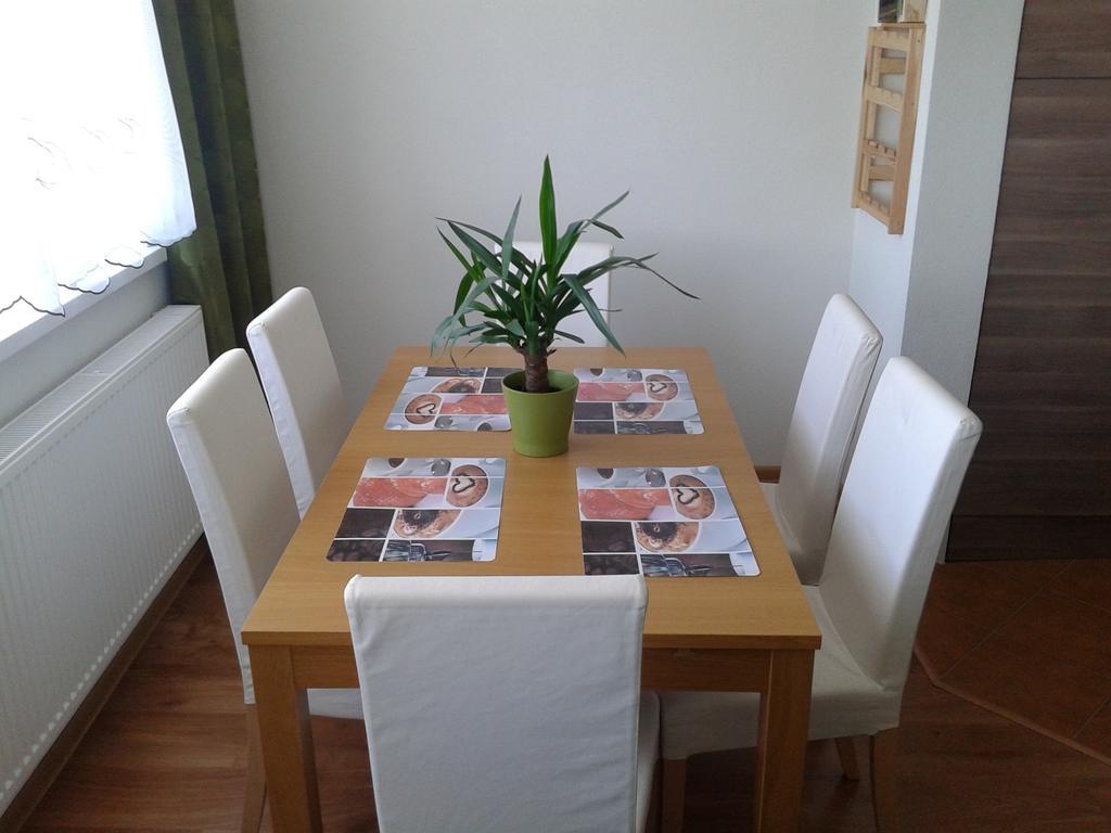 Apartman Liptov Lucky Phòng bức ảnh